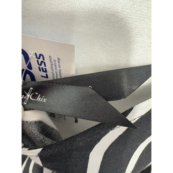 Luna Chix Small Rayon Dress New with tags small Black/White Long Sleeves - Picture 6 of 7